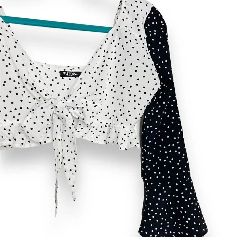 Nasty Gal Front Tie Long Sleeve Polka Dot Crop Top White and Black Size 2 - Picture 3 of 6